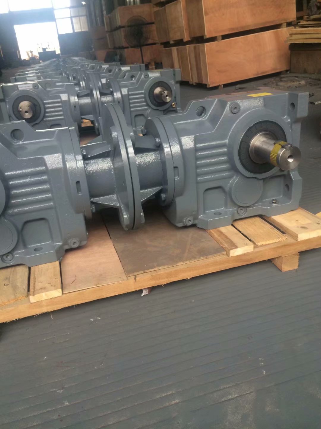 KAF57减速机，KA67齿轮减速机